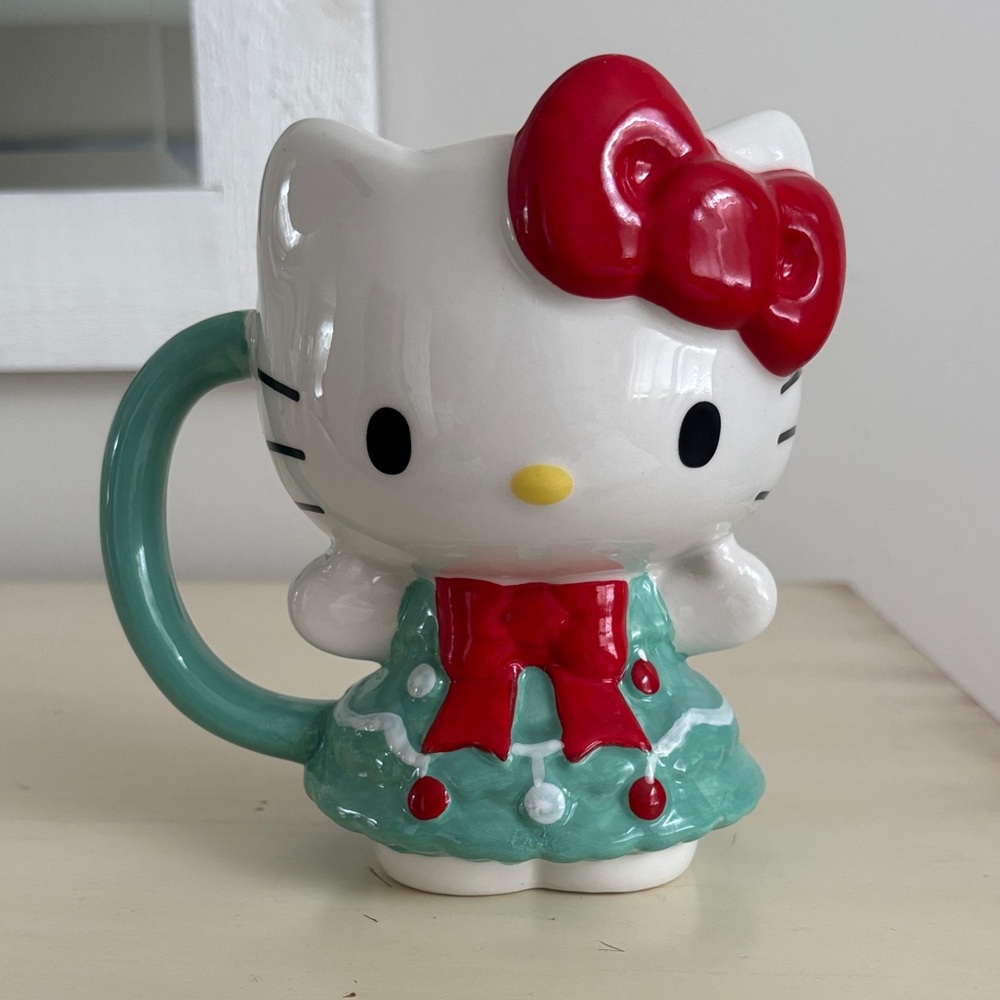 Sanrio 3D Hello Kitty Full Body Christmas 22oz Large Tall Coffee Mug Cup 2023